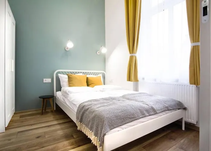 On A Budget 90m From The Main Square * Gliwice